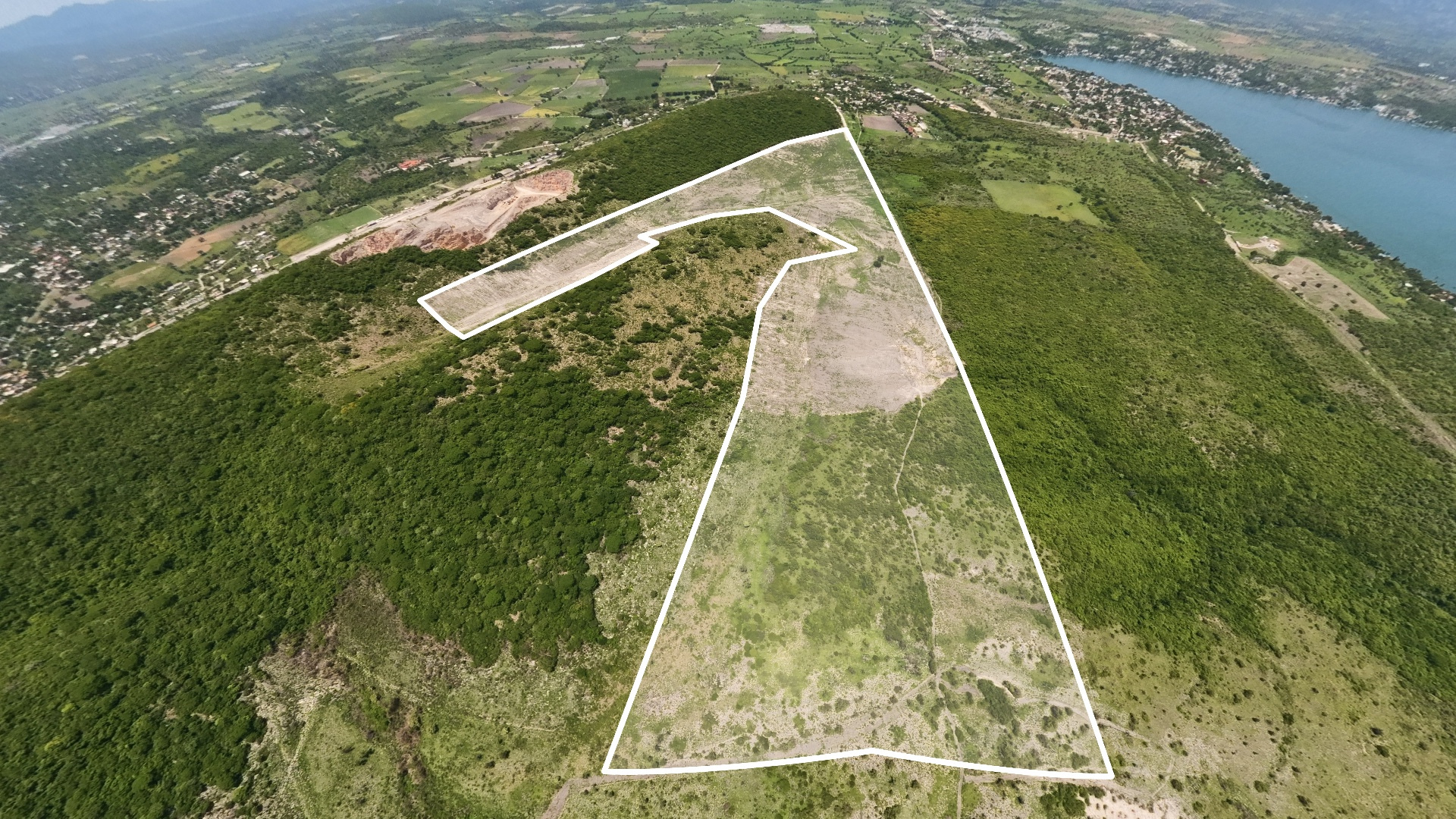 Panorámica del terreno en Tequesquitengo Morelos